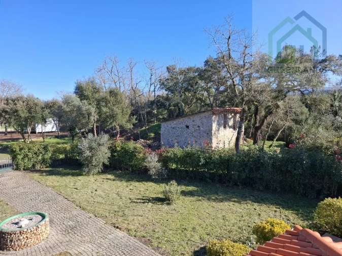 Quinta T3 para Venda em Arganil Foto 8