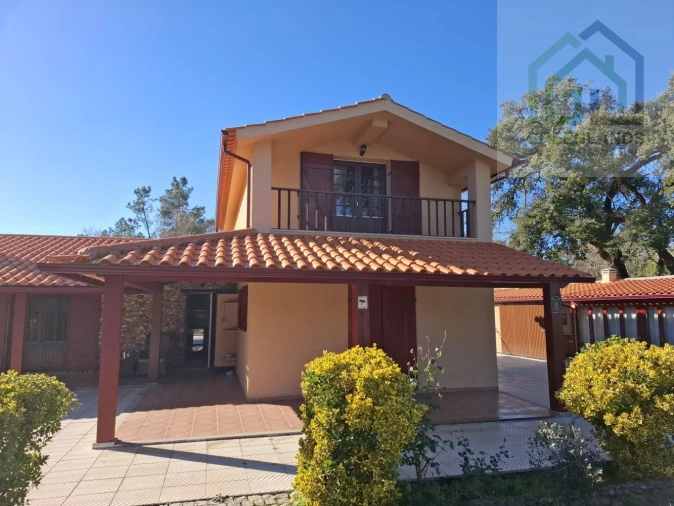 Quinta T3 para Venda em Arganil Foto 3