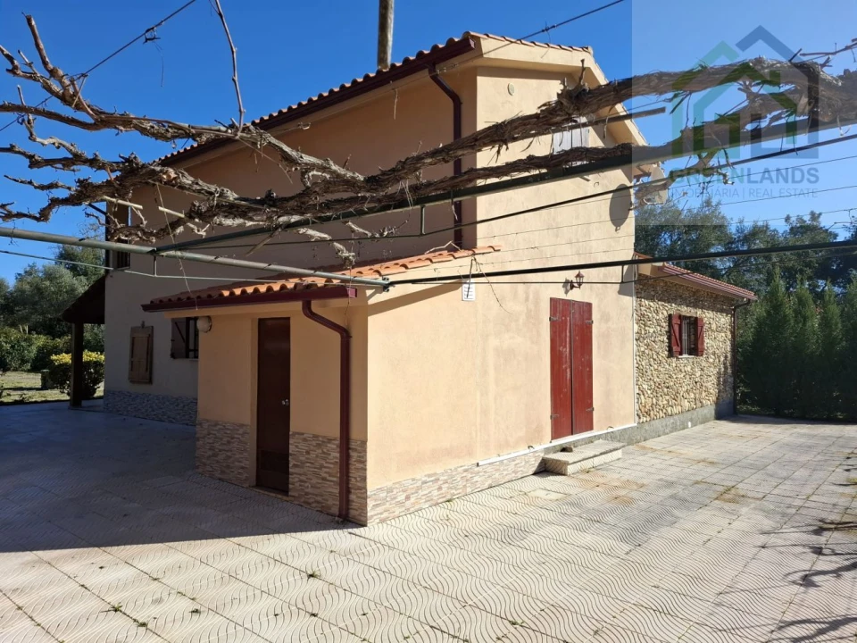 Quinta T3 para Venda em Arganil Foto 13