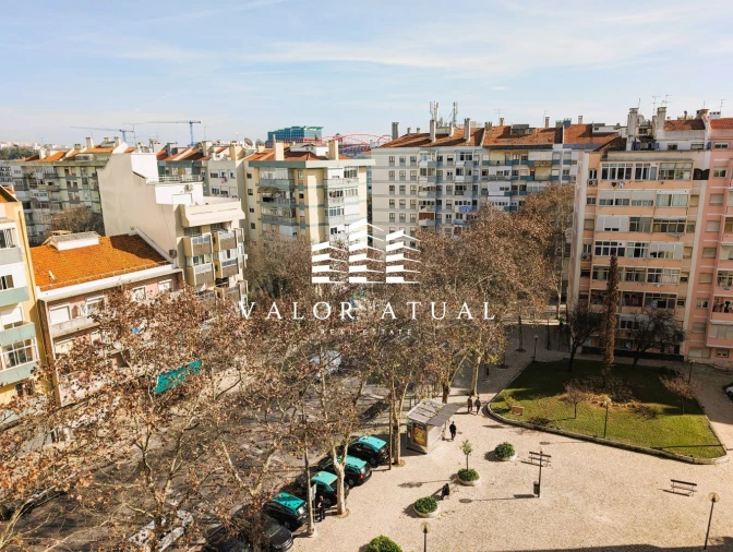 Apartamento T3 para Venda em Alcantara Foto 2