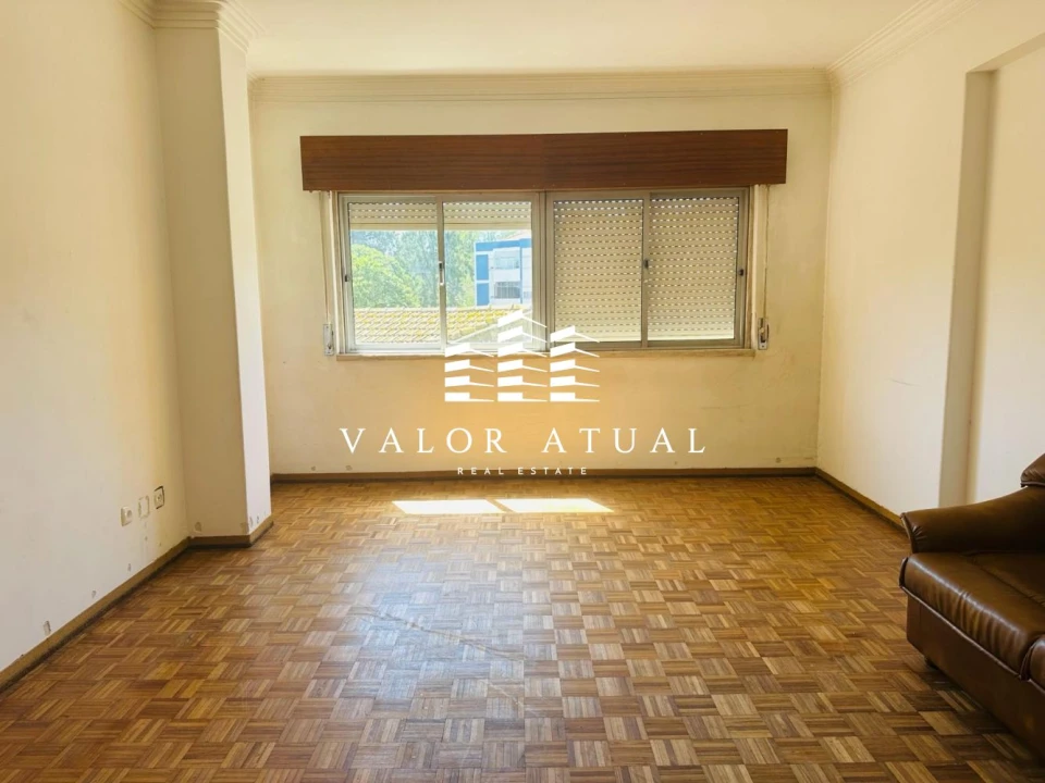 Apartamento T2 para Venda em Massamá e Monte Abraão Foto 9