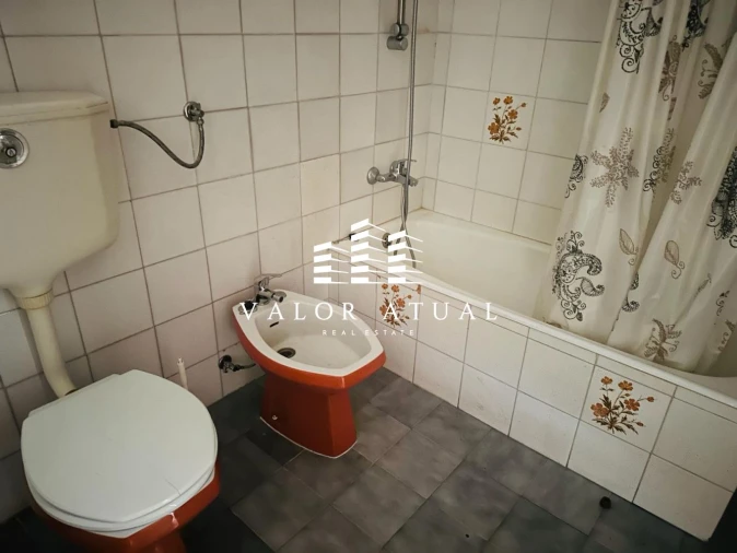 Apartamento T2 para Venda em Massamá e Monte Abraão Foto 18