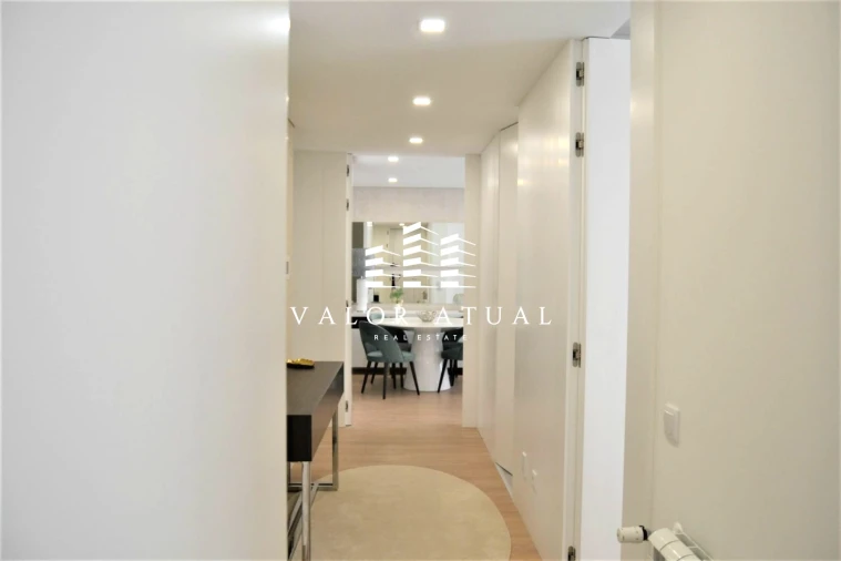 Apartamento T4 para Venda em Mina de Água Foto 10