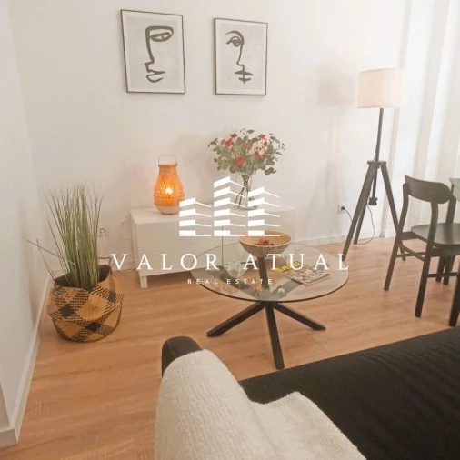 Apartamento T3 para Venda em Benfica Foto 4