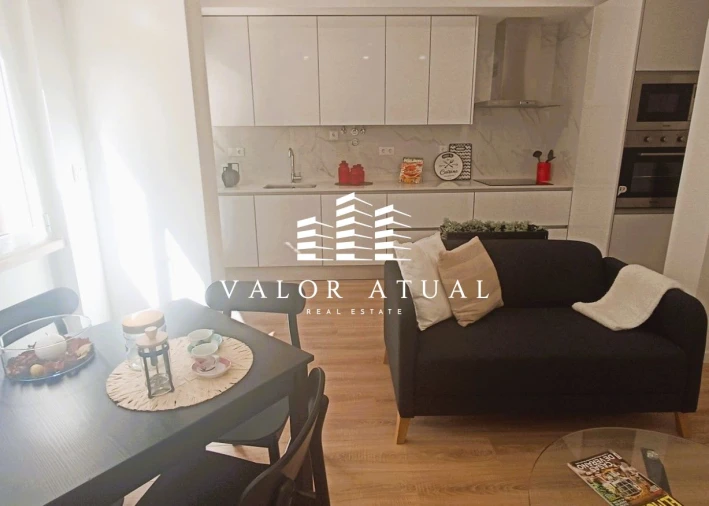 Apartamento T3 para Venda em Benfica Foto 9