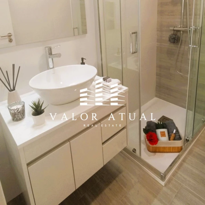 Apartamento T3 para Venda em Benfica Foto 23