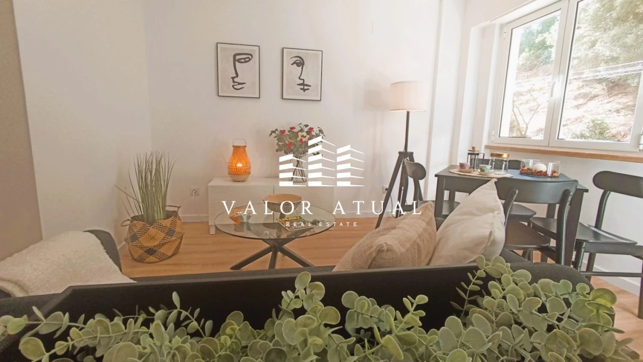 Apartamento T3 para Venda em Benfica Foto 1