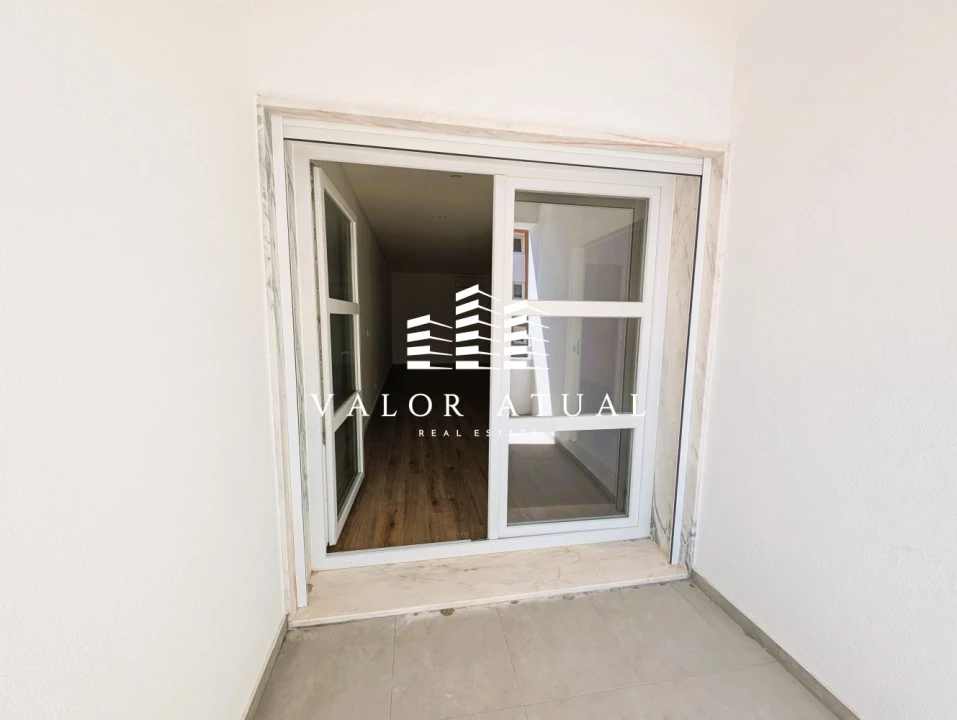 Apartamento T3 para Venda em Venteira Foto 6