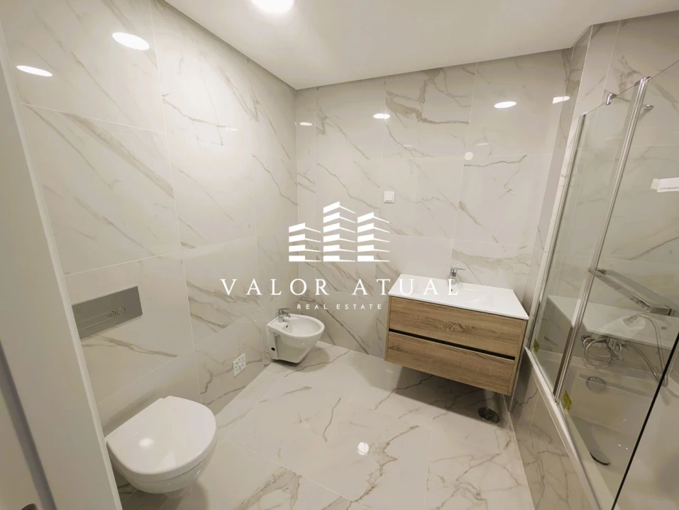 Apartamento T3 para Venda em Venteira Foto 18