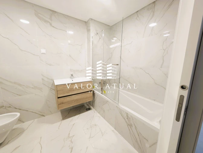 Apartamento T3 para Venda em Venteira Foto 16