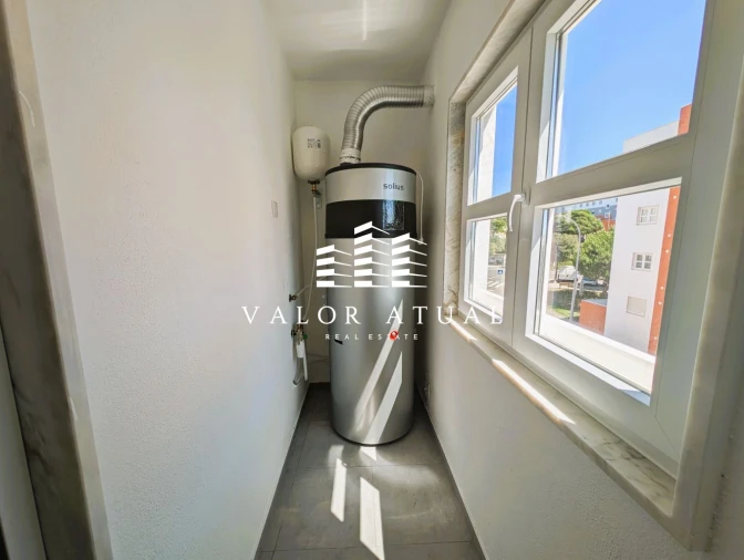 Apartamento T3 para Venda em Venteira Foto 8