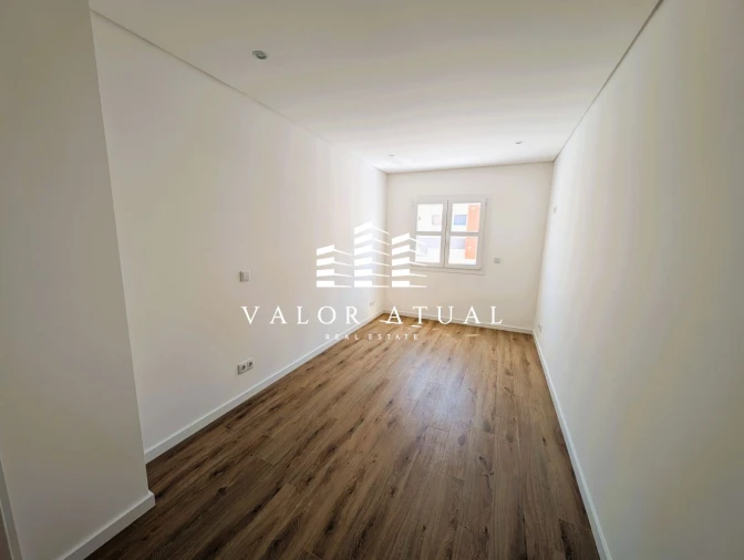 Apartamento T3 para Venda em Venteira Foto 14