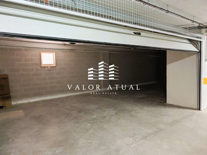 Apartamento T3 para Venda em Venteira Foto 24