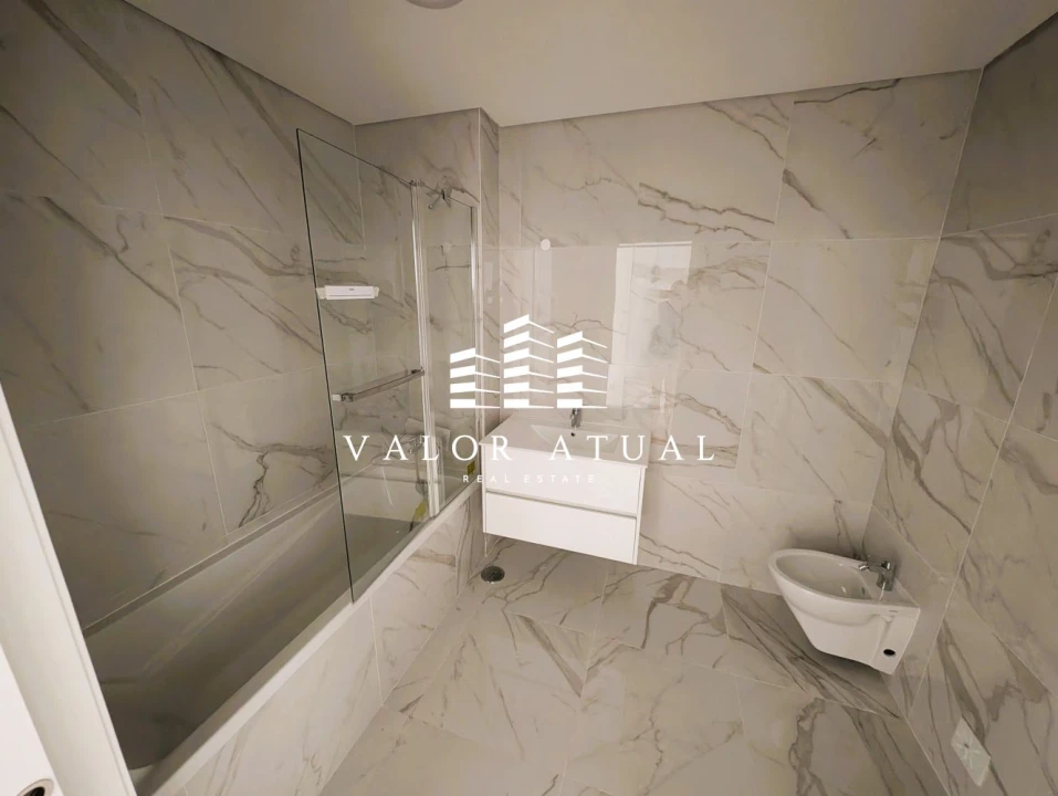 Apartamento T3 para Venda em Venteira Foto 20