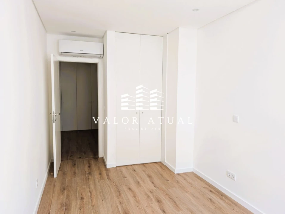 Apartamento T3 para Venda em Venteira Foto 10