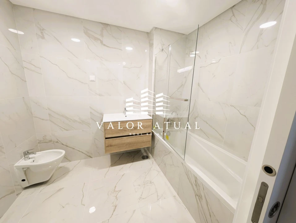 Apartamento T3 para Venda em Venteira Foto 17