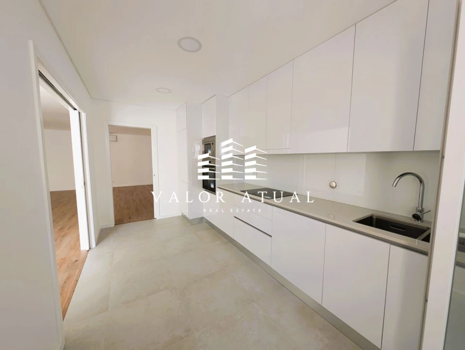 Apartamento T3 para Venda em Venteira Foto 5