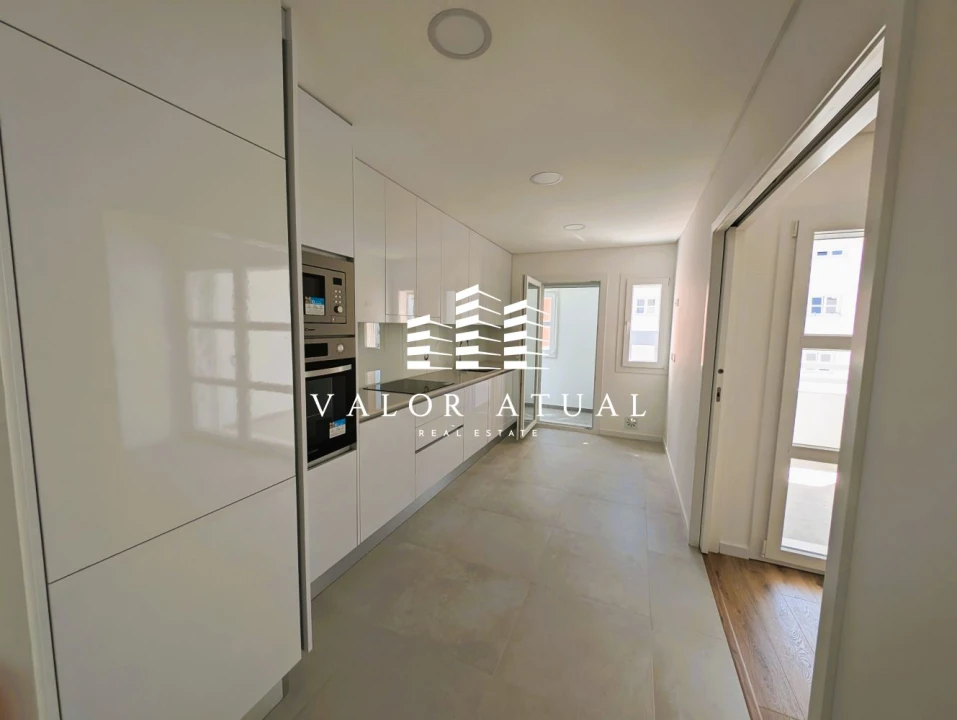 Apartamento T3 para Venda em Venteira Foto 1