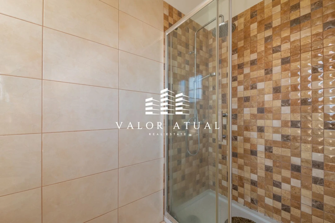 Moradia T8 para Venda em Cascais e Estoril Foto 15