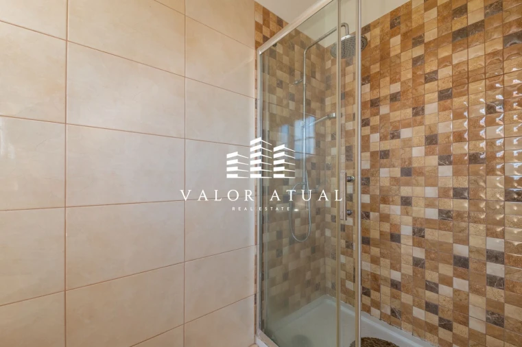 Moradia T8 para Venda em Cascais e Estoril Foto 15