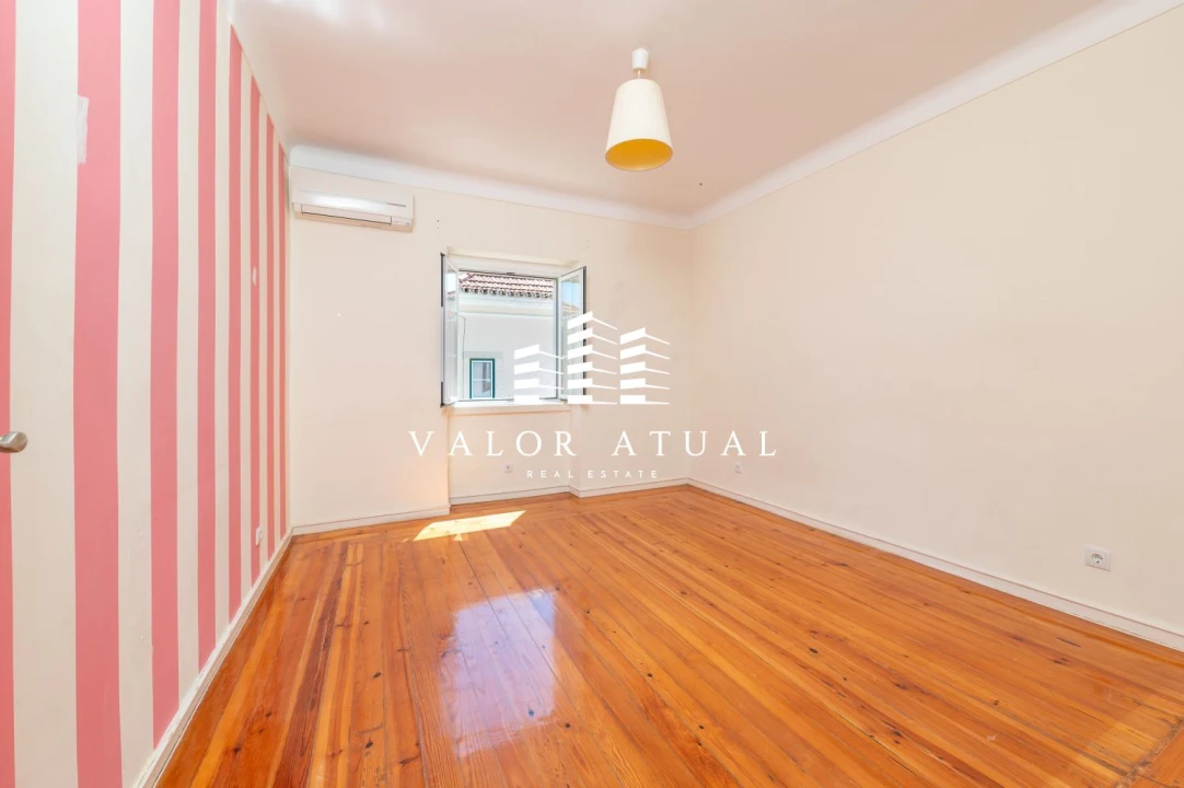 Moradia T8 para Venda em Cascais e Estoril Foto 7