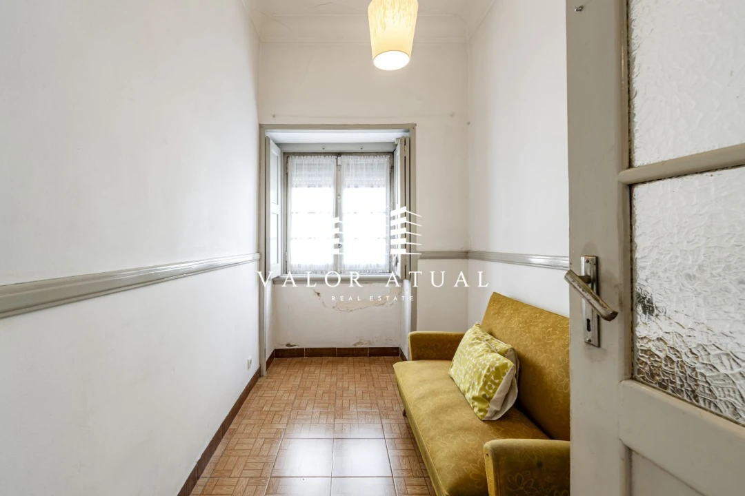 Apartamento T2 para Venda em São Domingos de Benfica Foto 11