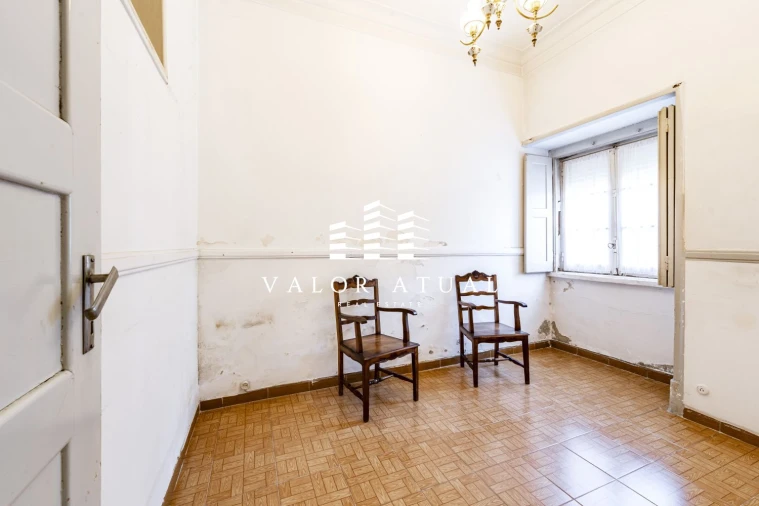 Apartamento T2 para Venda em São Domingos de Benfica Foto 15