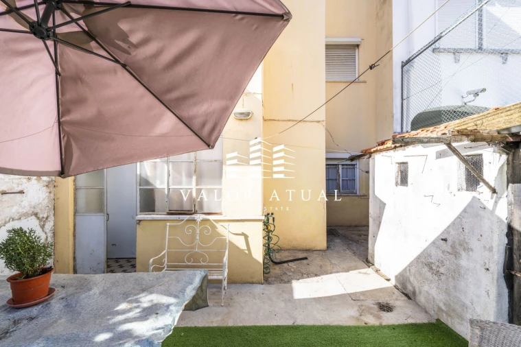 Apartamento T2 para Venda em São Domingos de Benfica Foto 6