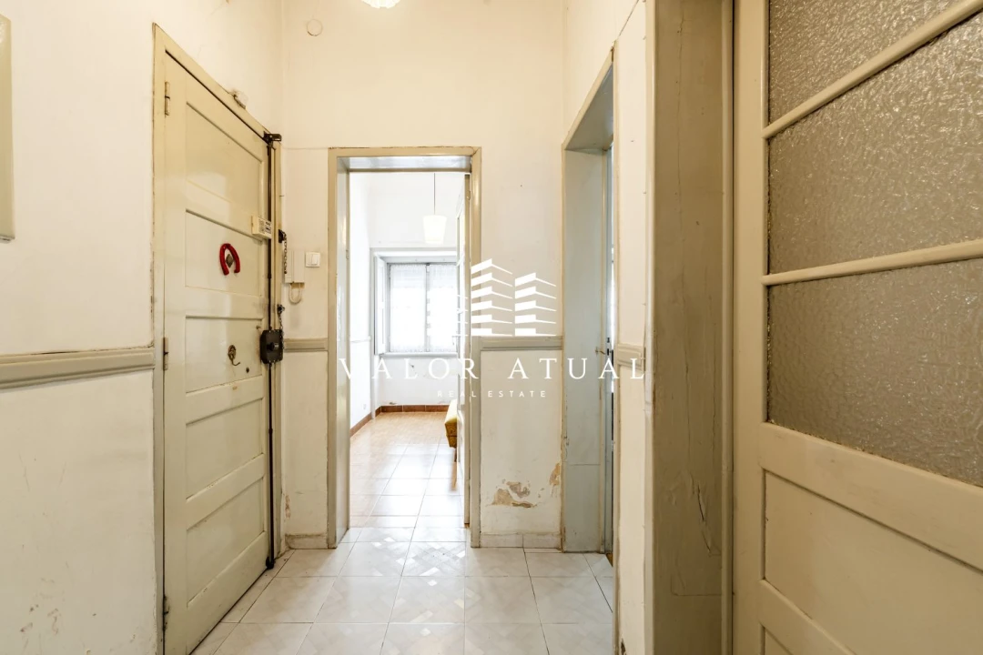 Apartamento T2 para Venda em São Domingos de Benfica Foto 13