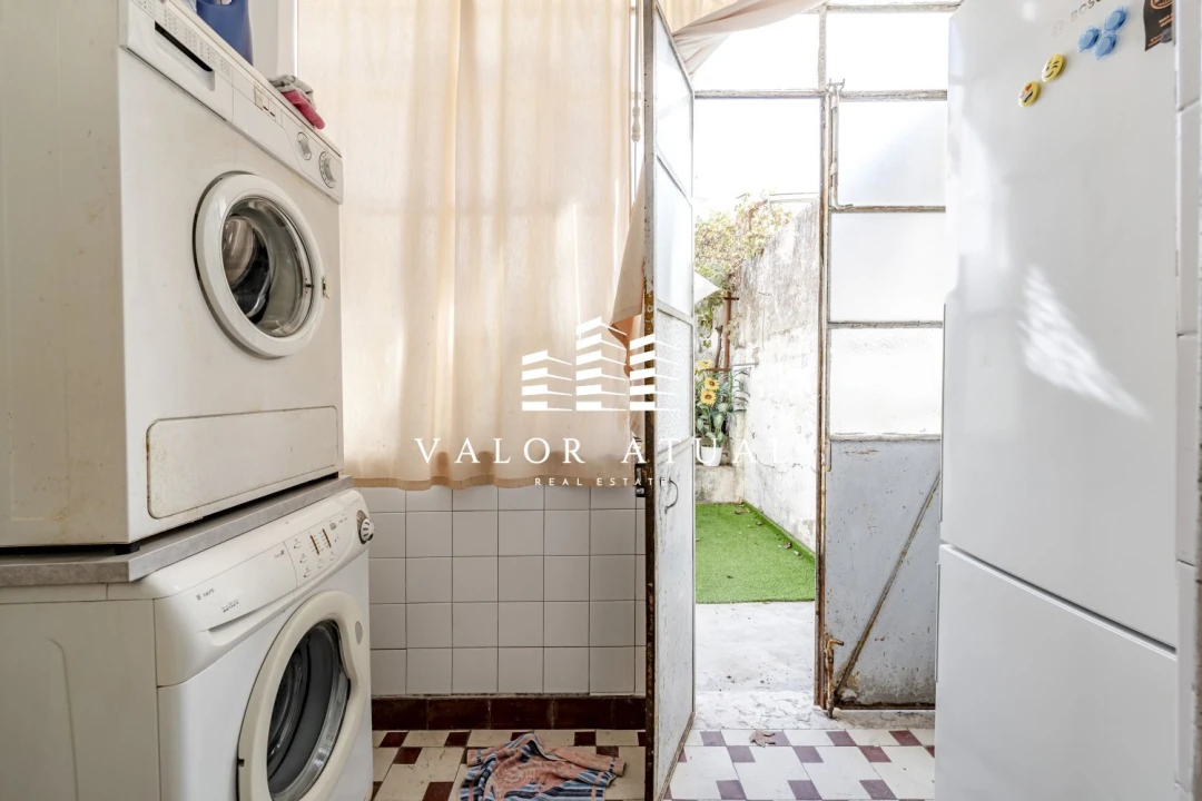 Apartamento T2 para Venda em São Domingos de Benfica Foto 24