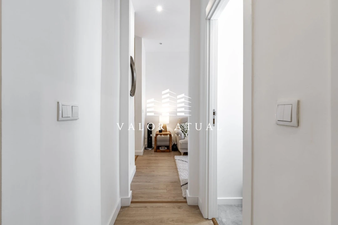 Apartamento T2 para Venda em Arroios Foto 25