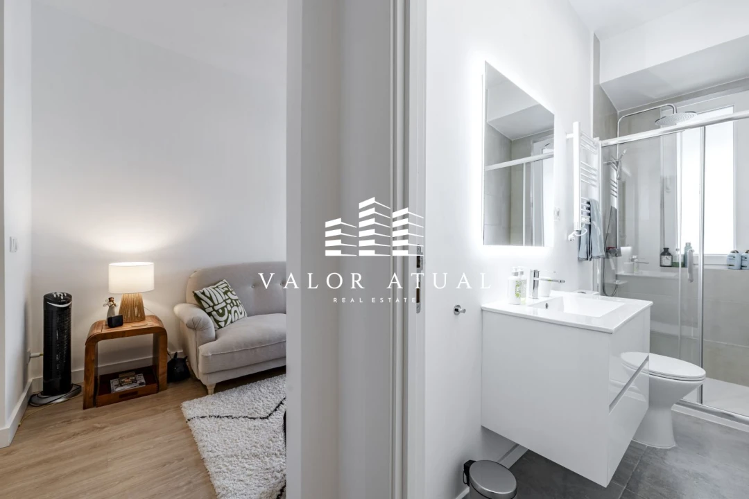 Apartamento T2 para Venda em Arroios Foto 27