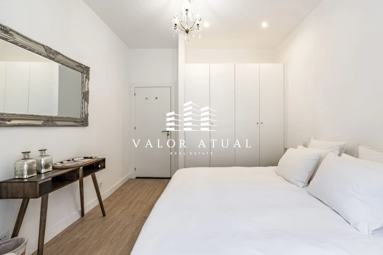 Apartamento T2 para Venda em Arroios Foto 17