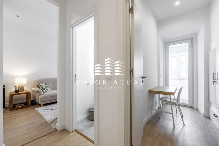 Apartamento T2 para Venda em Arroios Foto 26