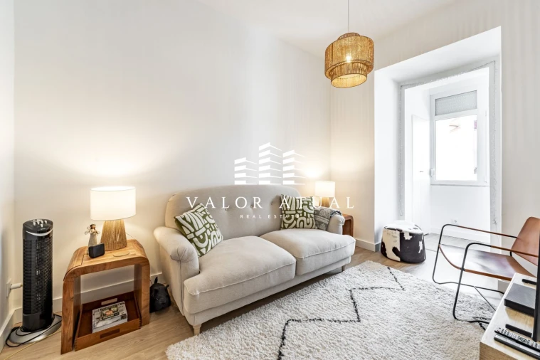 Apartamento T2 para Venda em Arroios Foto 11