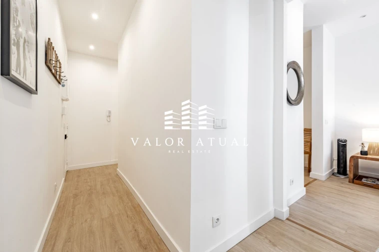 Apartamento T2 para Venda em Arroios Foto 24