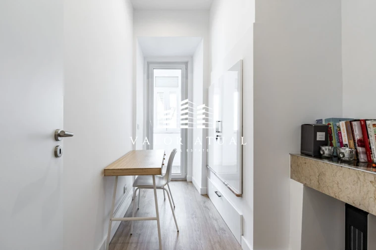 Apartamento T2 para Venda em Arroios Foto 23