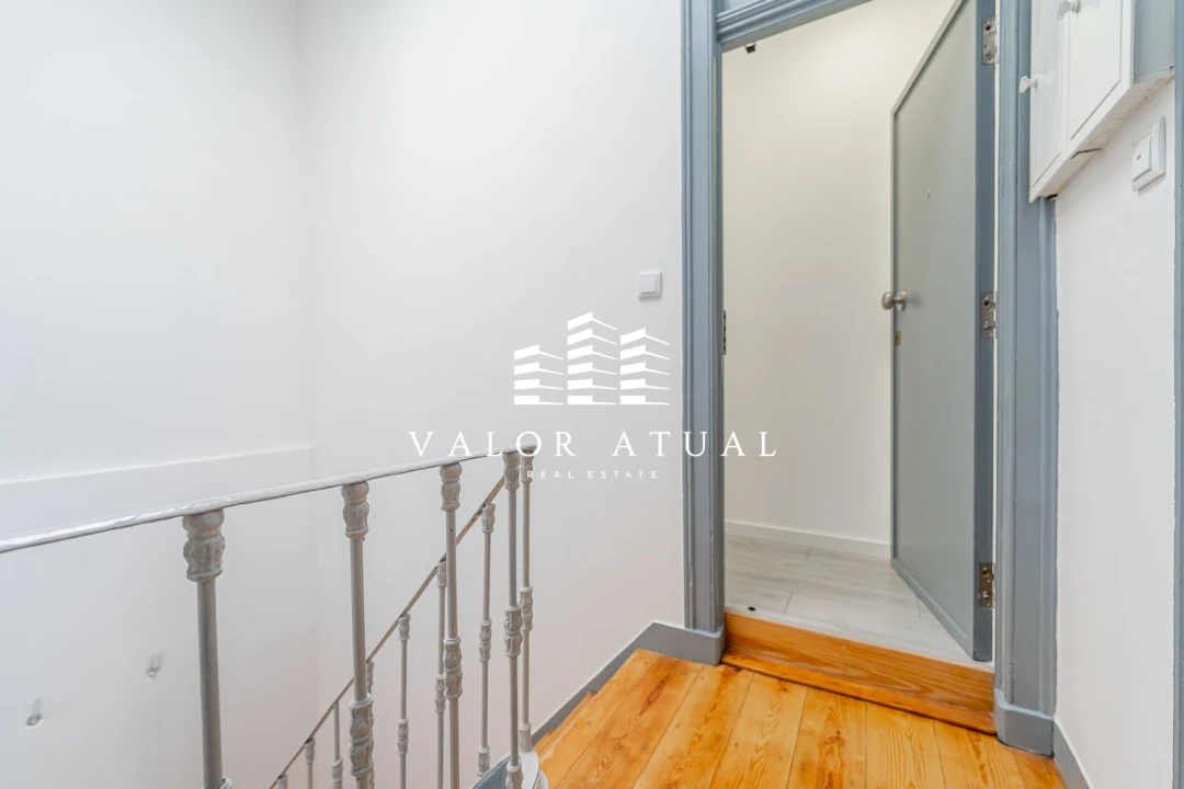 Apartamento T2 para Venda em São Domingos de Benfica Foto 19