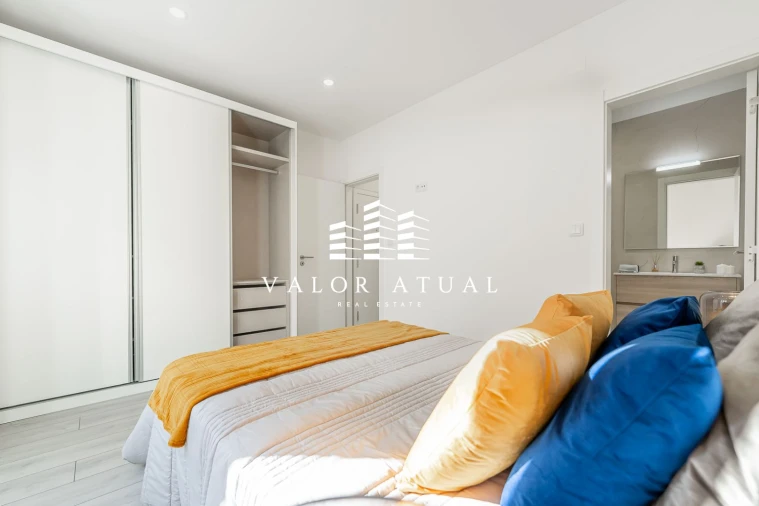 Apartamento T2 para Venda em São Domingos de Benfica Foto 7