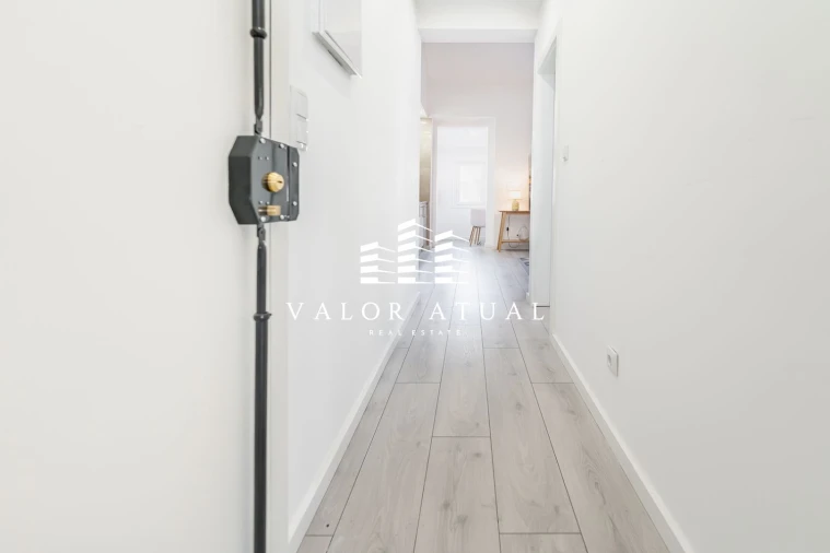 Apartamento T2 para Venda em São Domingos de Benfica Foto 9