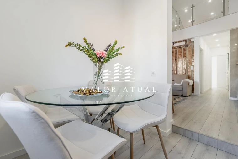 Apartamento T2 para Venda em São Domingos de Benfica Foto 4