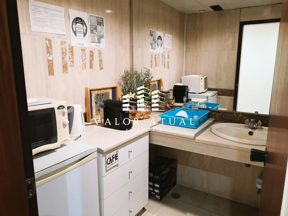 Loja para Arrendamento em Cacém e São Marcos Foto 15