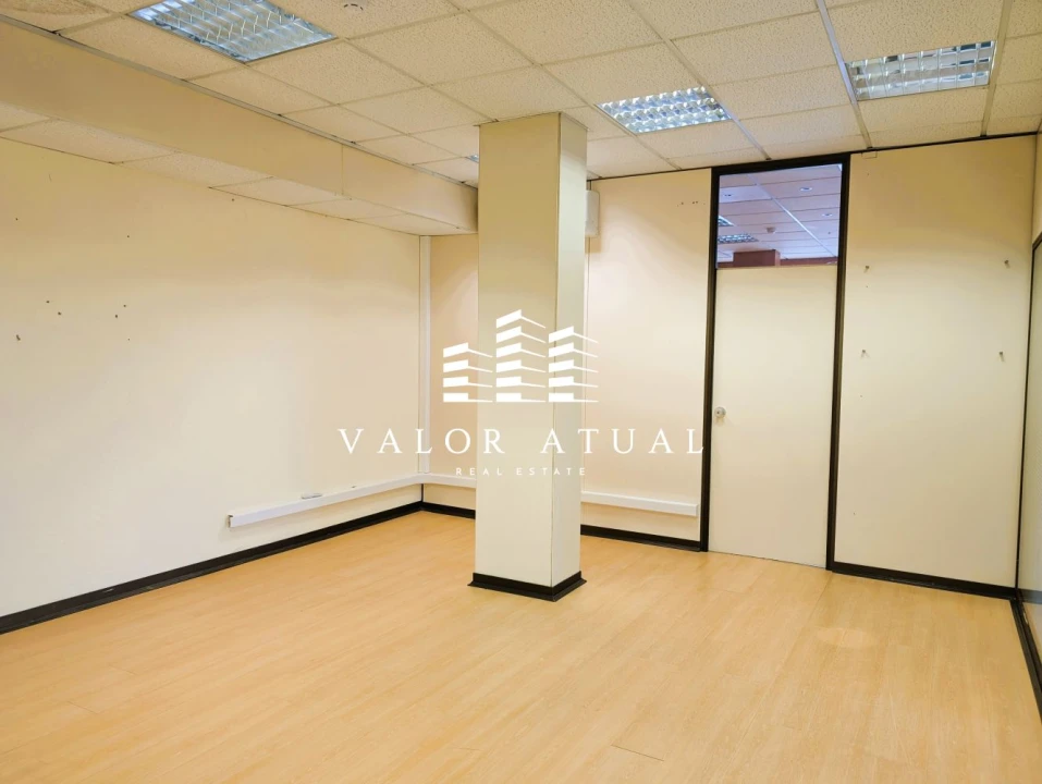 Loja para Arrendamento em Cacém e São Marcos Foto 19