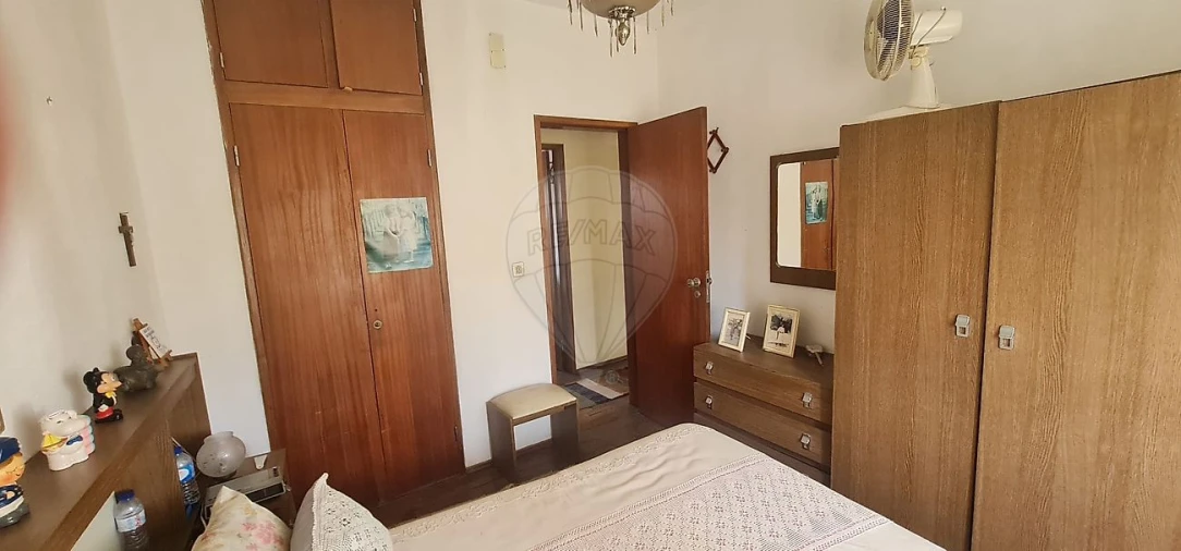 Moradia T4 para Venda em Envendos Foto 17