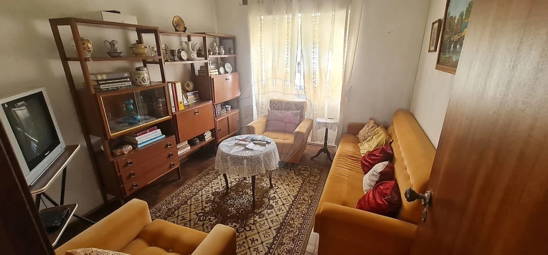 Moradia T4 para Venda em Envendos