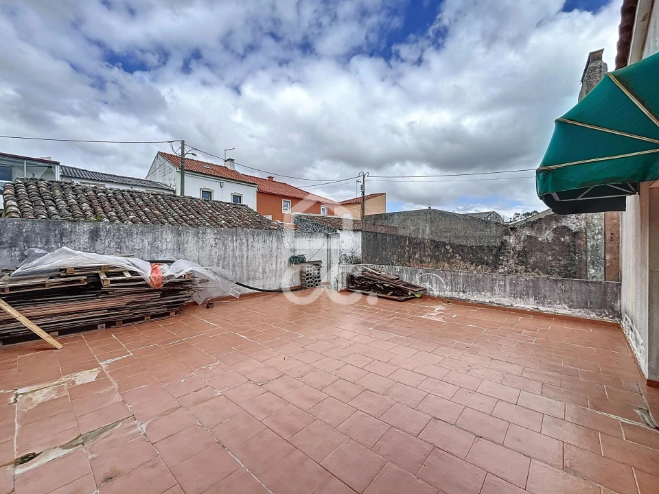 Prédio para Venda em Reguengo Grande Foto 11