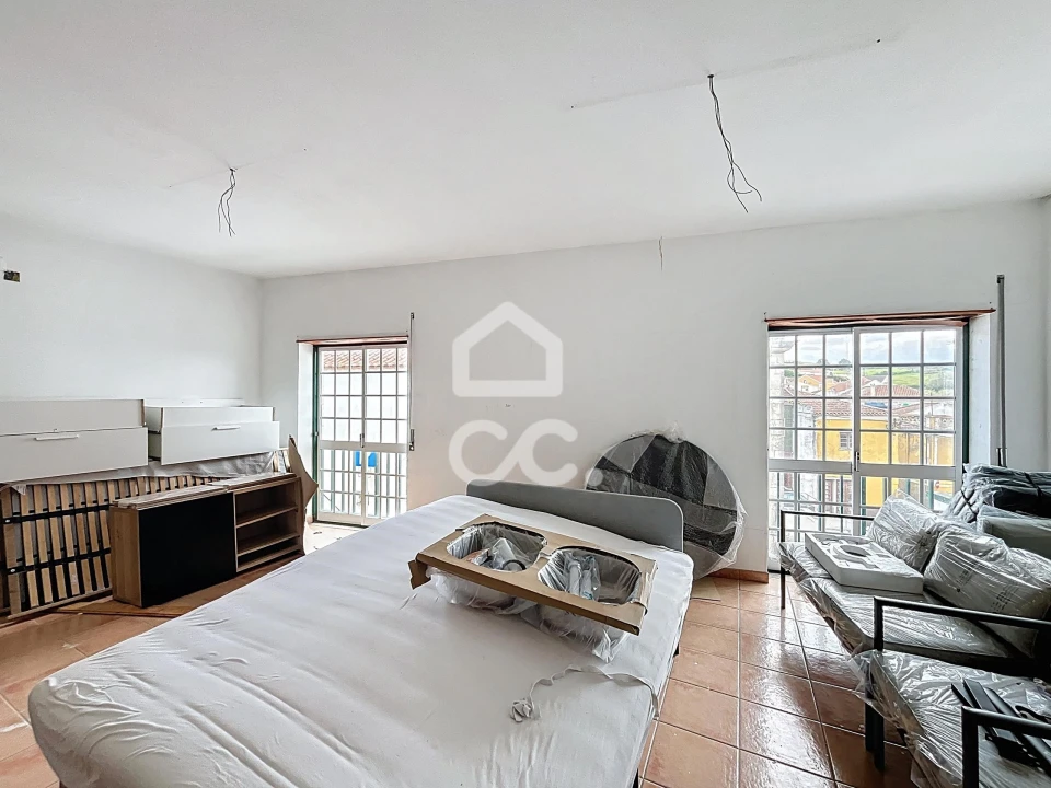 Prédio para Venda em Reguengo Grande Foto 7