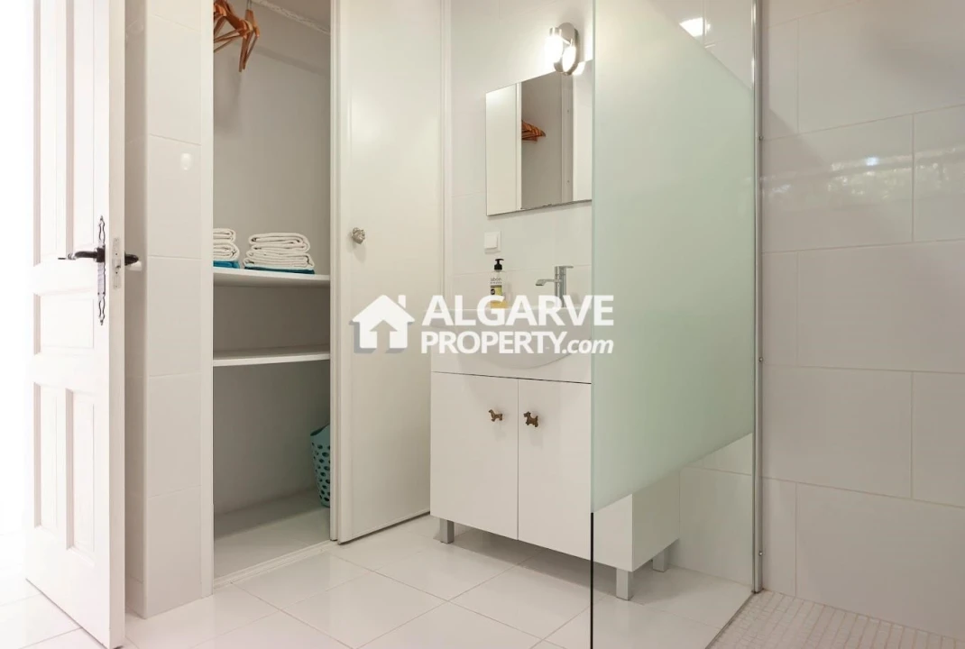 Moradia T6 para Venda em Olhão Foto 72