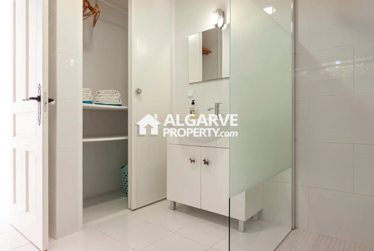 Moradia T6 para Venda em Olhão Foto 72