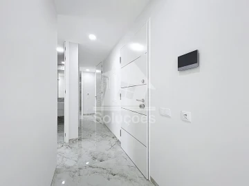 Apartamento T2 para Venda em Lagos (São Sebastião e Santa Maria)